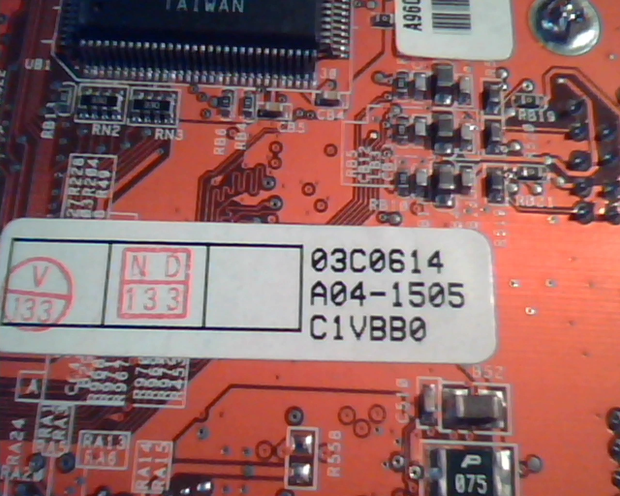 AGP video graphics card ASUS A9600XT TVD v1.00 128M 03C0614 A04-1505 TV VGA DVI - image 3