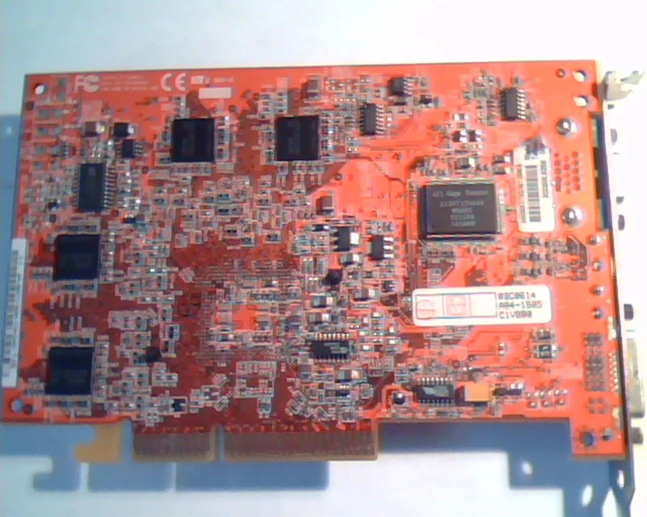 AGP video graphics card ASUS A9600XT TVD v1.00 128M 03C0614 A04-1505 TV VGA DVI - image 5
