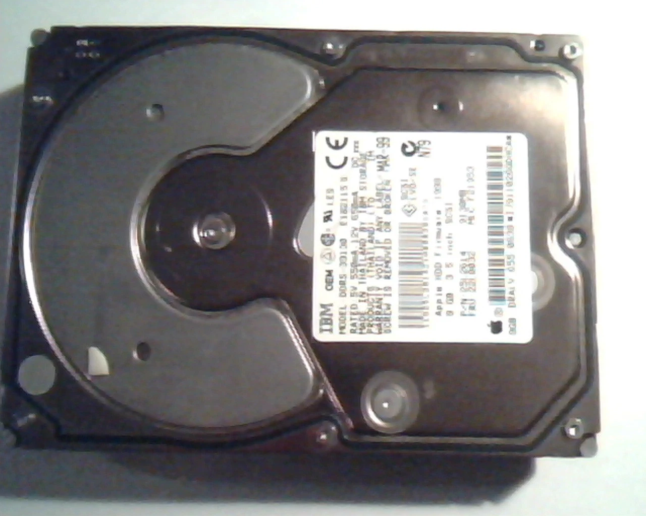 Hard Drive SCSI IBM DDRS-39130 E182115 S MAR-99 Apple 9GB 25L2514 655-0638