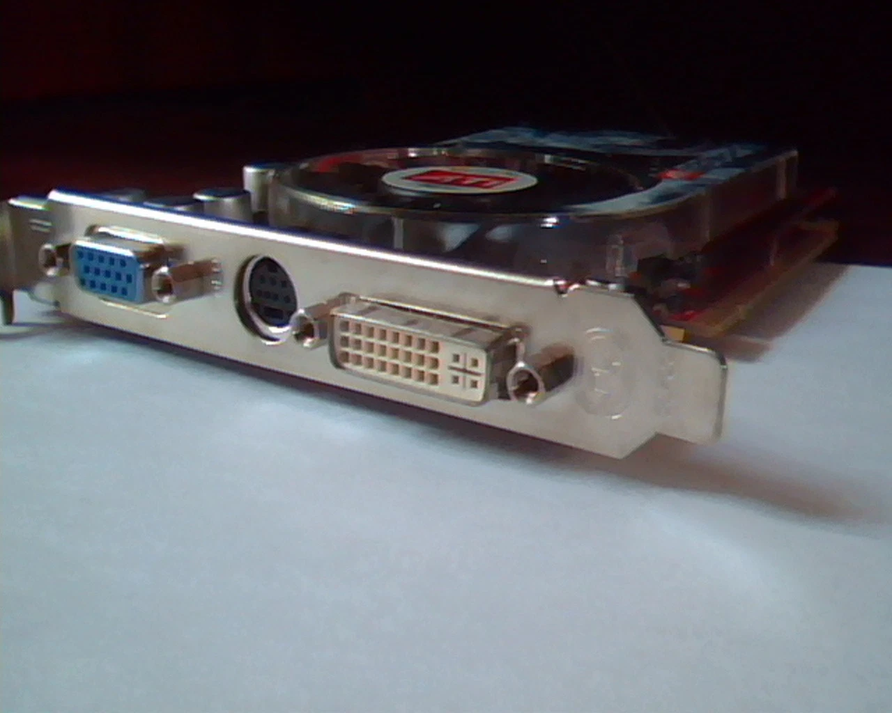 PCI-E express card ATI Radeon 109-A31900-00 102A3190300 DVI VGA TV Video A00 - image 6