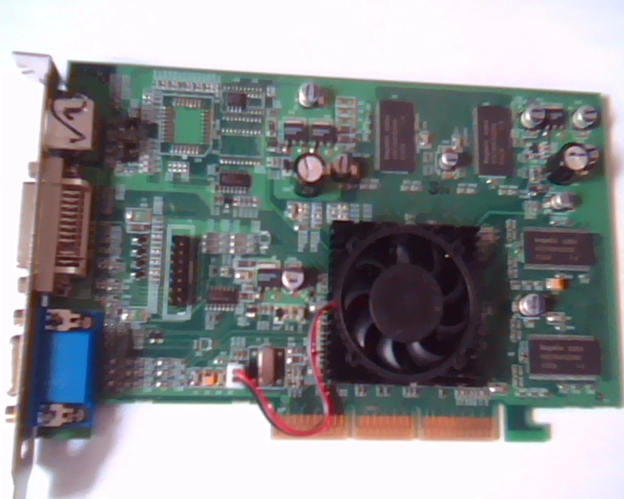 AGP card Radeon 7500 64M SDR 1024-1147-0B-SA 35-S147-G1-20 DVI VGA S-Video out