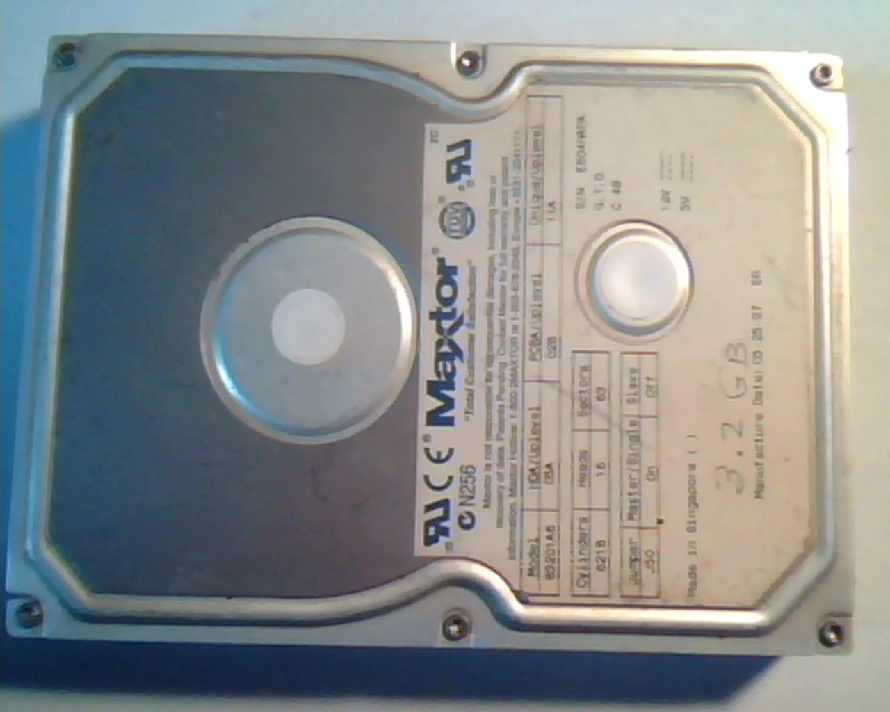 Hard Disk Drive IDE Maxtor 83201A6 05A 02B 11A 05-25-97 6218 J50