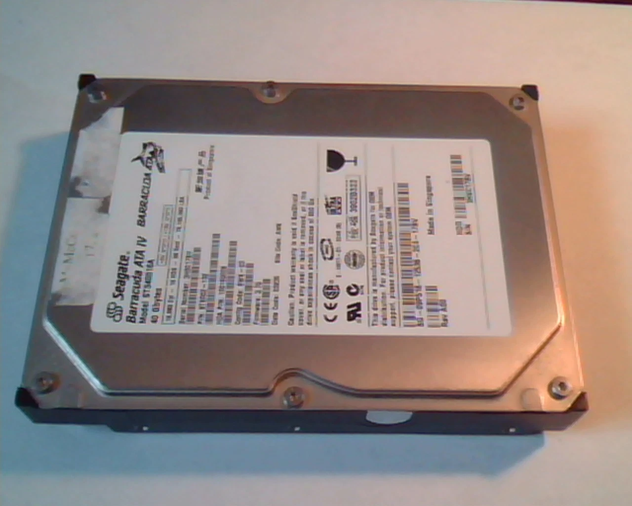 Hard Disk Drive IDE Seagate Barracuda ATA IV ST340016A 40GB 9T6002-132 3.75