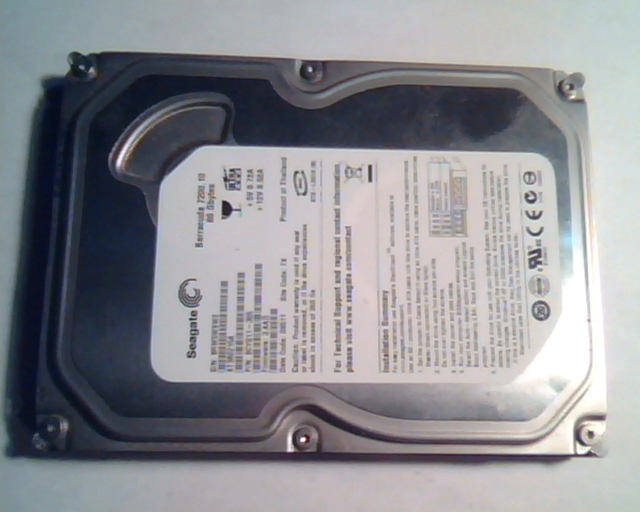 Hard Disk Drive IDE Seagate Barracuda 7200.10 80GB ST380215A 9CY011-305 TK 09511