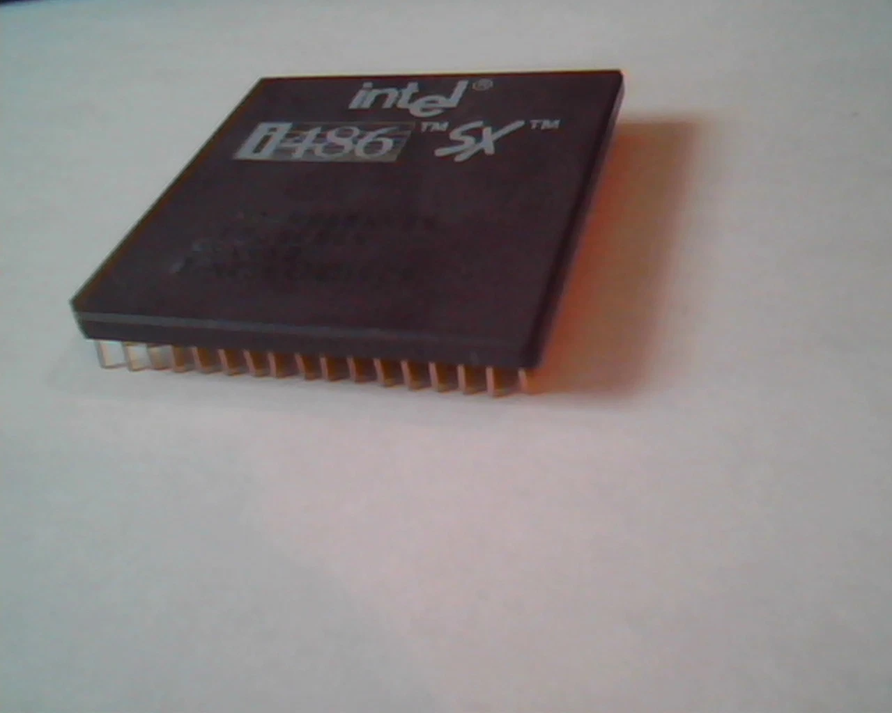 Rare Rare CPU computer chip - intel i486 SX A80486SX-25 L2350804 SX468 232 - image 3