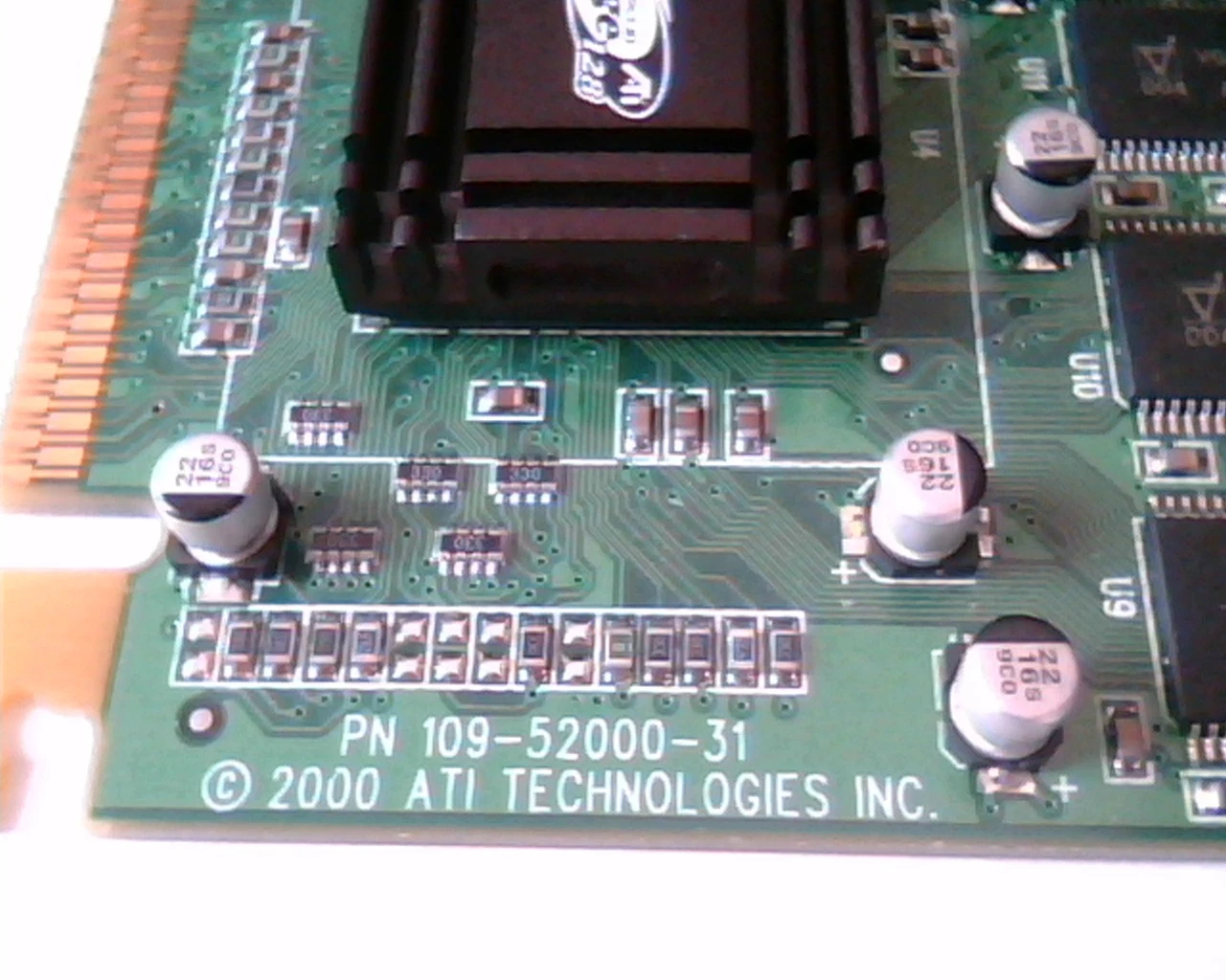 AGP card ATI 109-52000-31 Rage 128 R128 52001 VGA 1025200330 - image 2