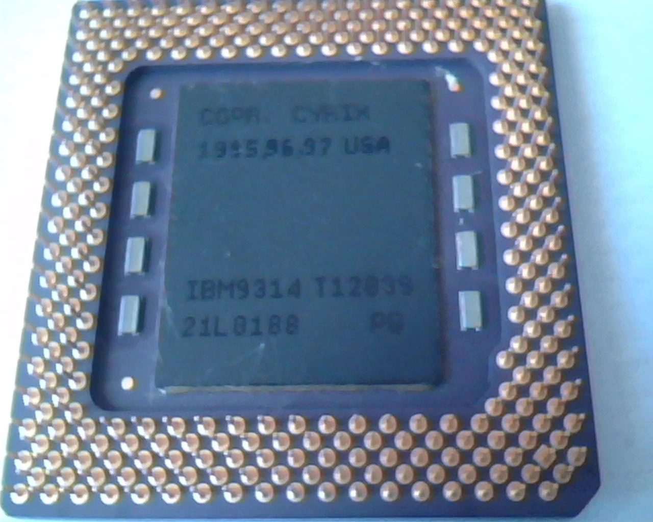 Rare CPU computer chip - IBM 6x86MX PR233 26x86Mx IBM9314 T12039 Cyrix 21L8188 - image 3
