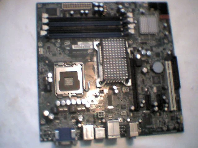Intel D82085-800 Pentium 4 Socket 775 Motherboard DQ35JOE mATX MicroATX BearLake - image 2