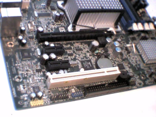 Intel D82085-800 Pentium 4 Socket 775 Motherboard DQ35JOE mATX MicroATX BearLake - image 4