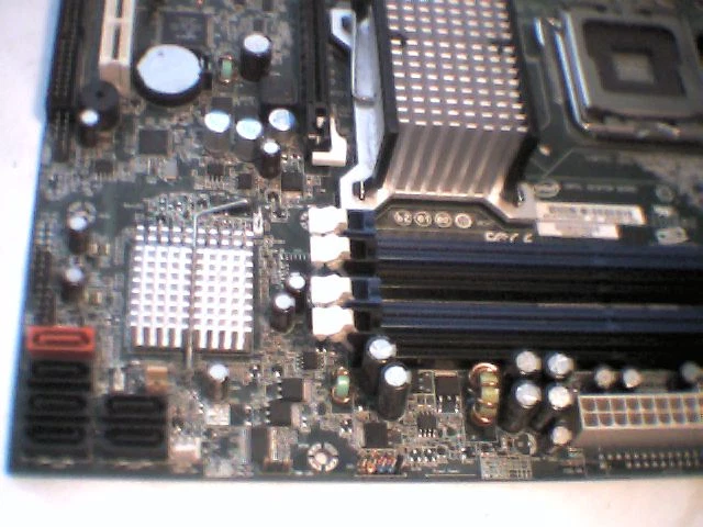 Intel D82085-800 Pentium 4 Socket 775 Motherboard DQ35JOE mATX MicroATX BearLake - image 5