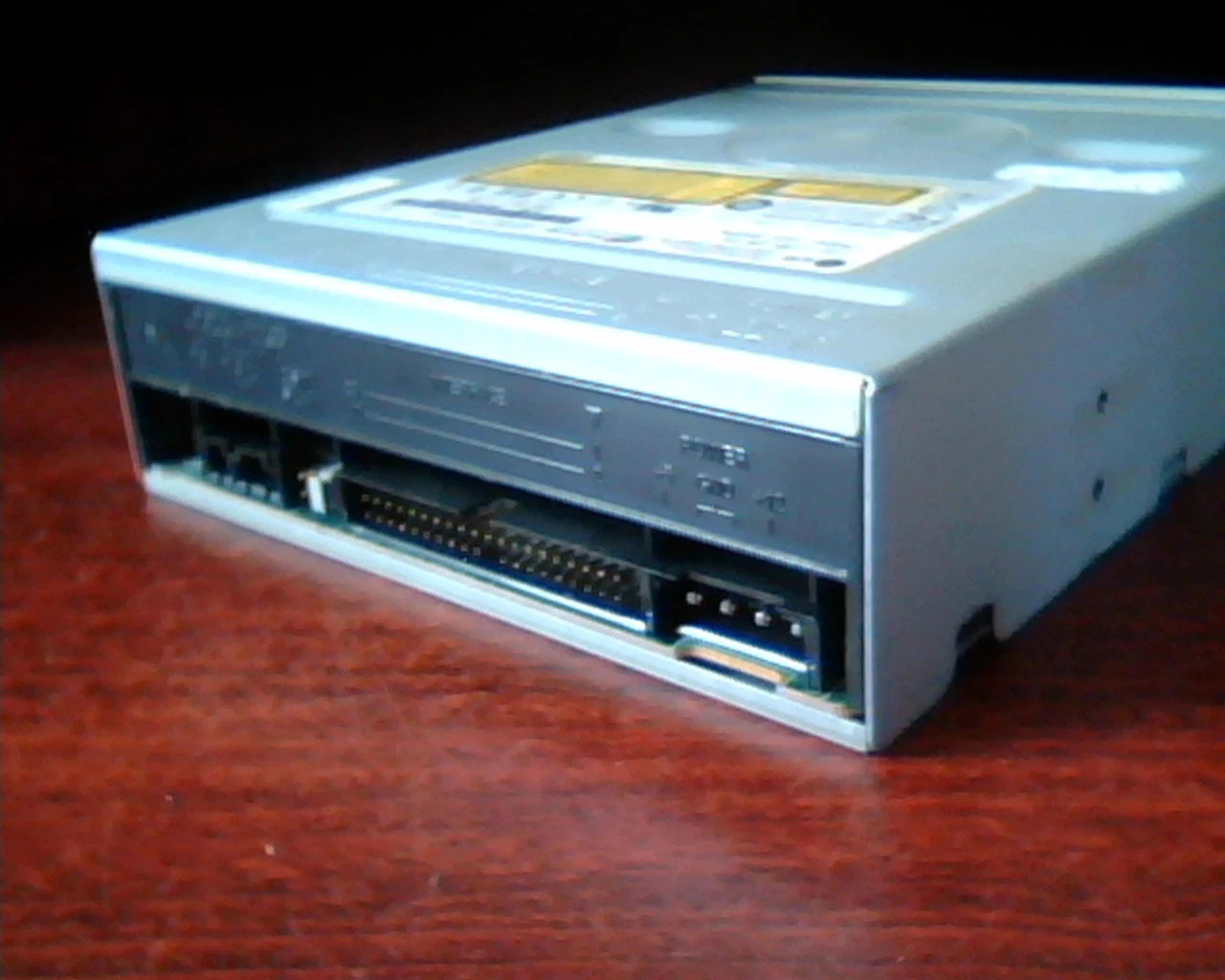 LG CD-R/RW Drive GCE-8520B 1.03 March 2003 Drive CD 52x24X52x - image 4