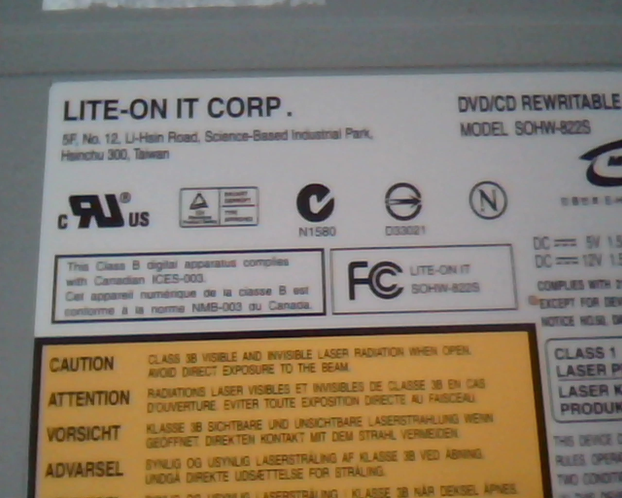 LITE-ON IT Corp DVD/CD Rewritable Drive SOHW-822S 5187-5977 VPPA July 2004 - image 2