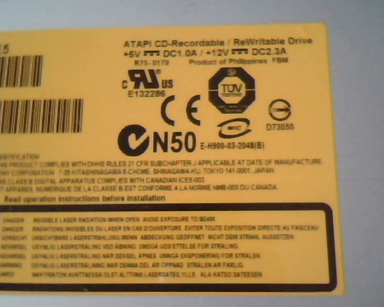 ATAPI CD Recordable Rewritable Drive CRX215E5 5187-2655 October 2003 - image 3