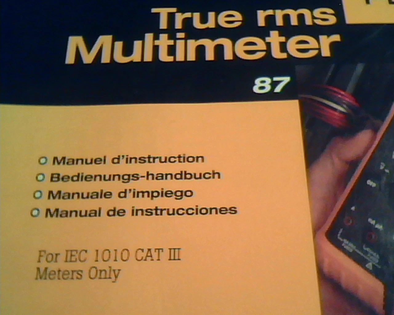 True rms Multimeter FLUKE - Multilingual manual guide - IEC 1010 CAT III Meters - image 3