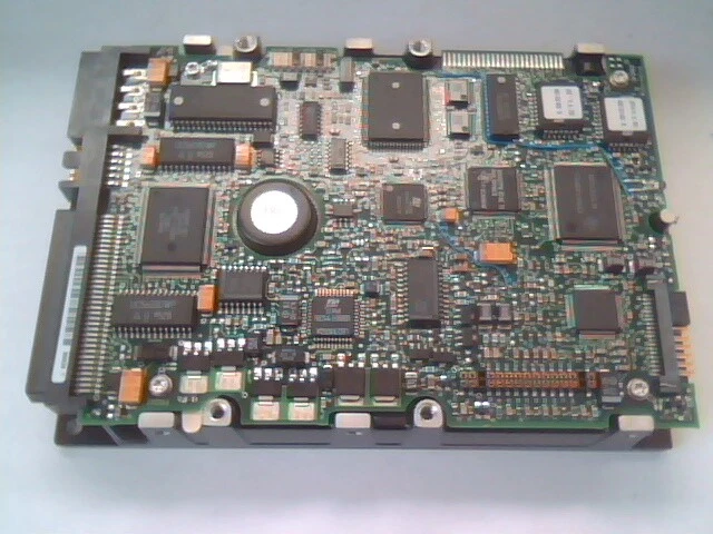 Hard Drive Seagate ST32430W DEC RZ28M-W SCSI 68-pin Disk Vintage 2.1GB 3.5" - image 3