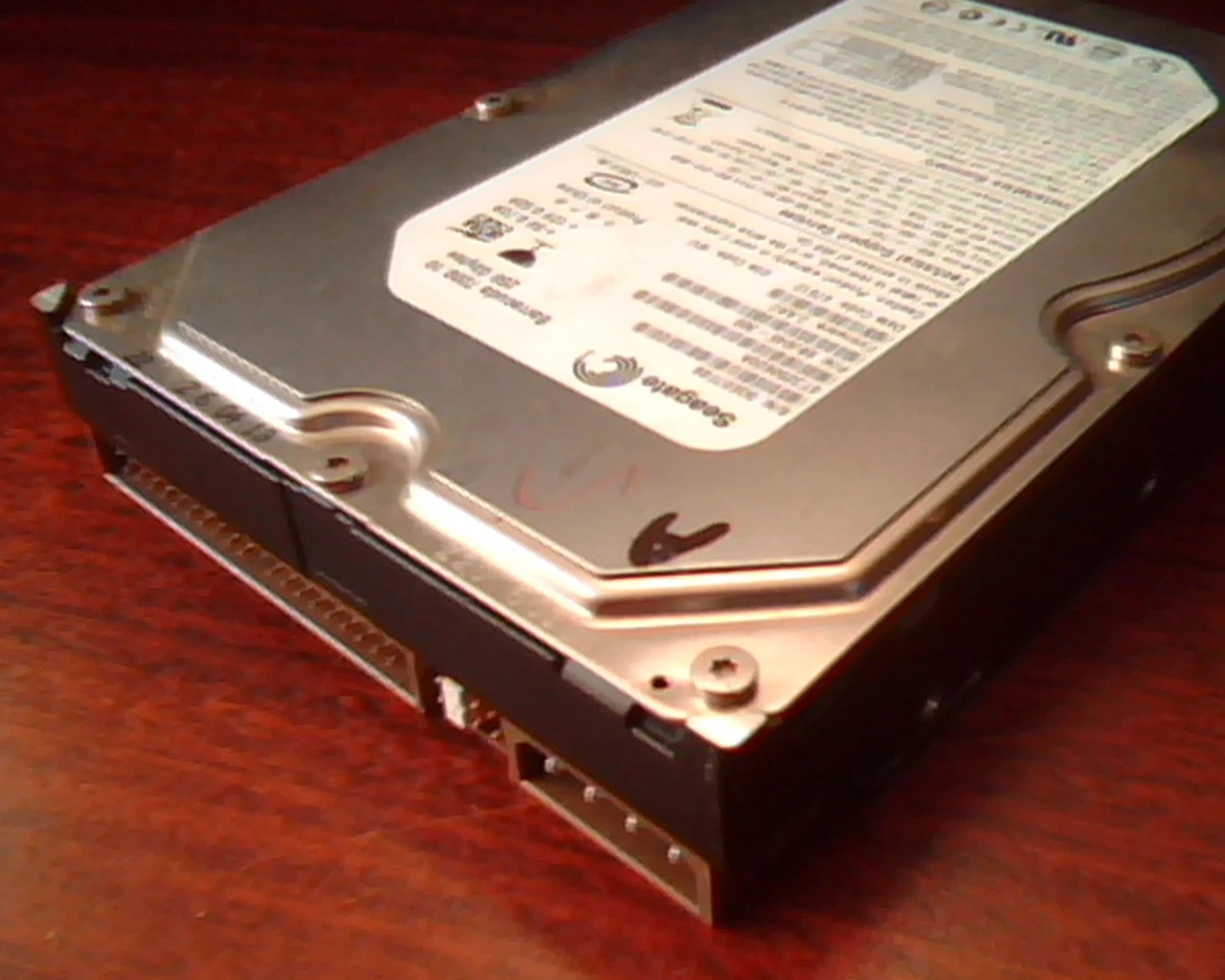 Hard Drive Disk IDE Seagate Barracuda 7200.10 ST3250620A 9BJ04E-300 250GB WU - image 4
