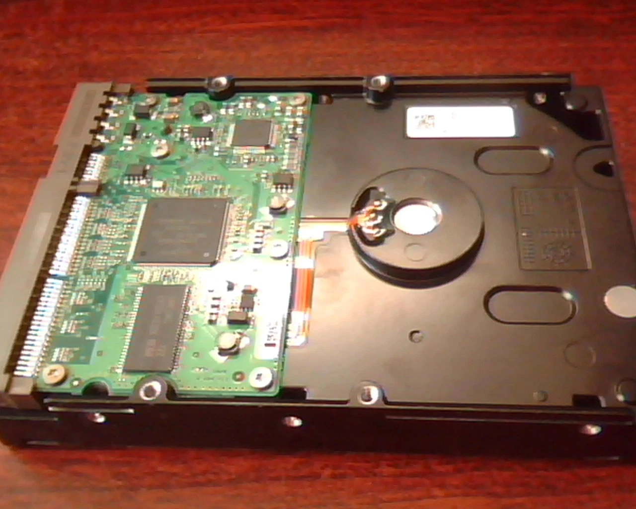 Hard Drive Disk IDE Seagate Barracuda 7200.10 250GB ST3250820A 9BJ03E-305 TK - image 4