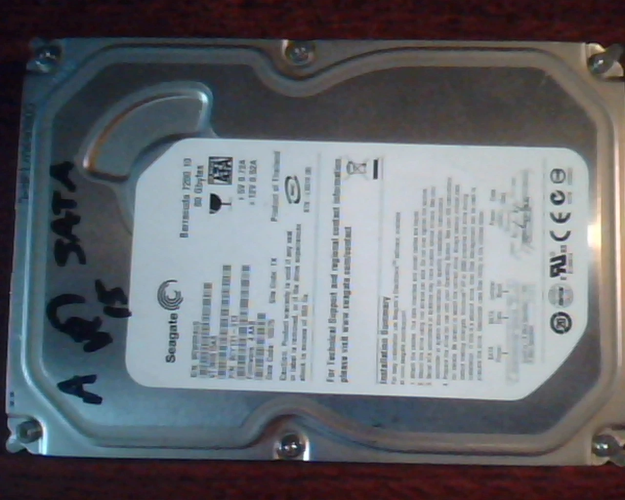 Hard Drive Disk SATA Seagate Barracuda 7200.10 ST380815AS 9CY131-313 80GB 10075