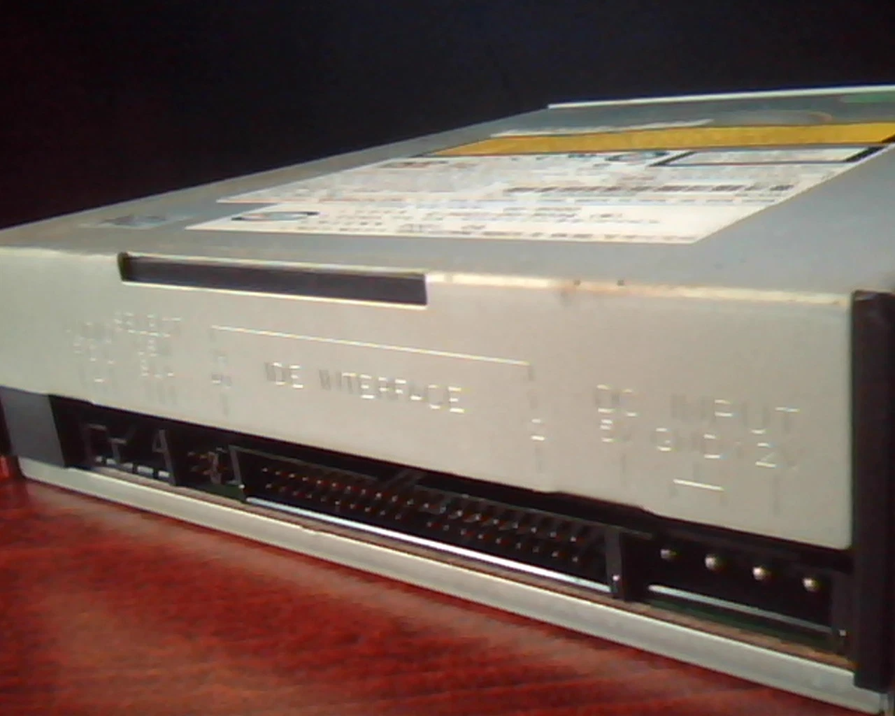 CD Drive IDE Hitachi GD-8000 GW0 A0 April 2001 E-H023-00-5034 - image 4