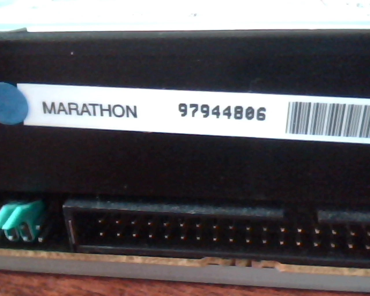 CD Drive 50-pin SCSI Code DR-966 March 1999 E99677 Marathon - image 6