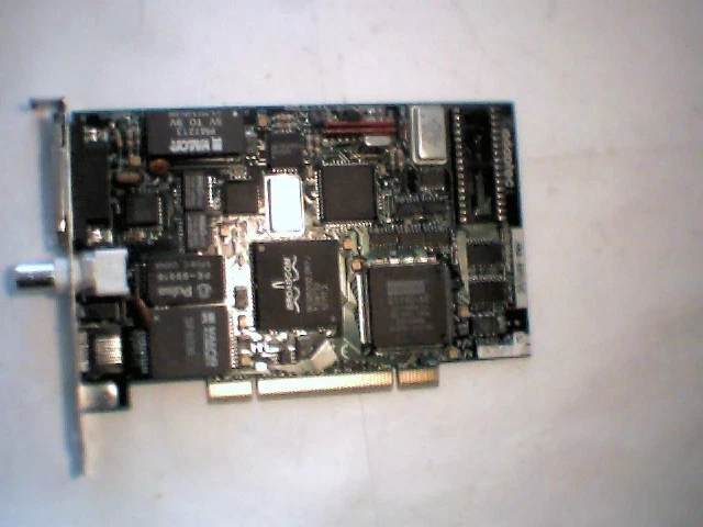 Adaptec ANA-6911/UC 10/100 fast ethernet card 110402-0405 BNC 15-pin RJ-45 Coax - image 2