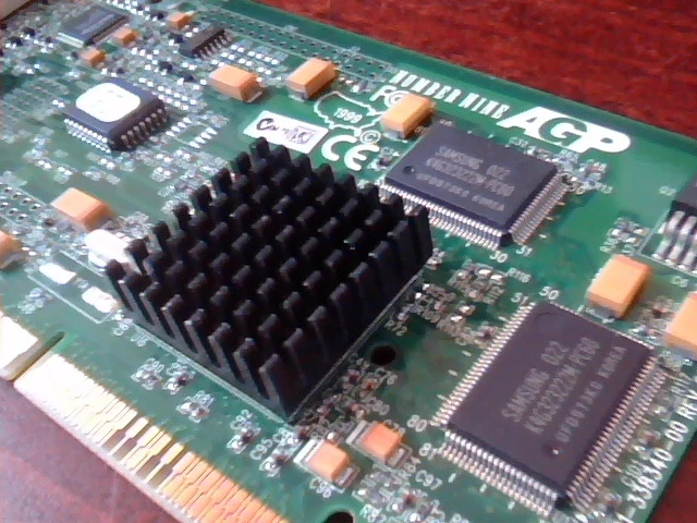 33L1618 Number Nine DVI AGP Video Card SR9 SGRAM - image 2