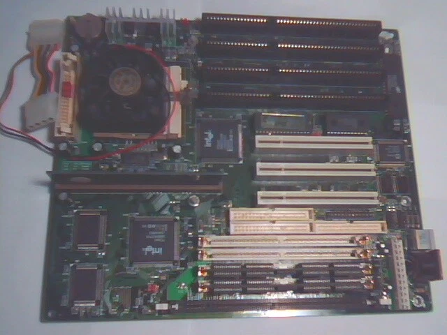 Pentium Motherboard Socket7 PCchips V1.8 M520 PT-7502 430VX 4 ISA 437VX VX