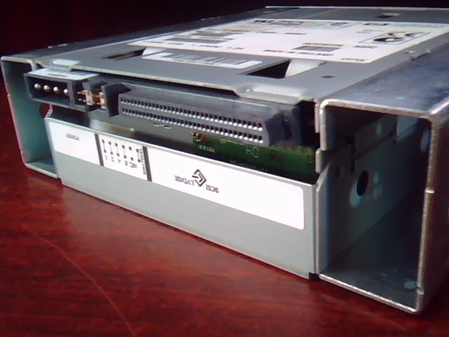 SCSI DAT Tape Drive HP C5686-60003 DDS4 40GB C5686A A032 - image 5