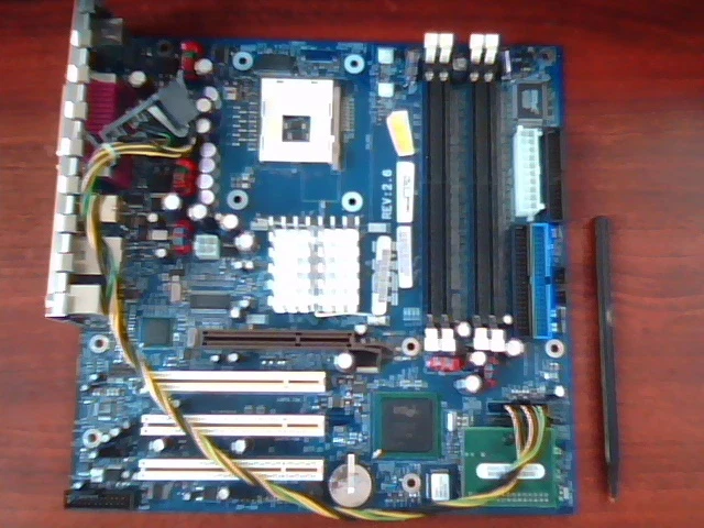 Motherboard P4 IBM 13R8930 19R2563 25P5079 POV Rev2.6