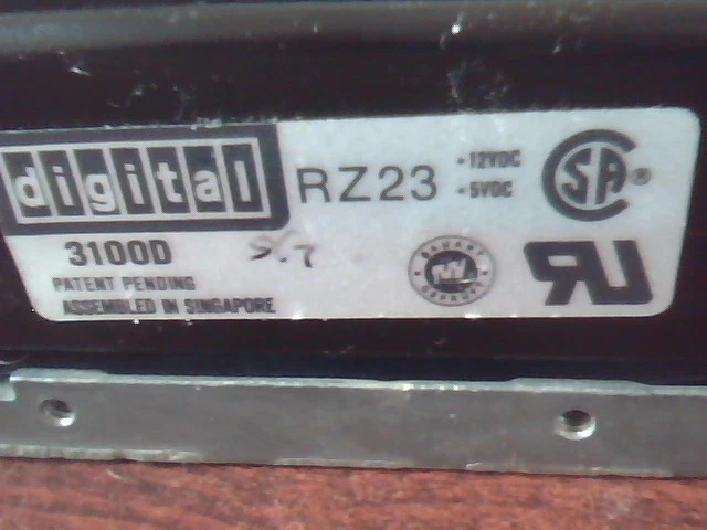 Hard Drive SCSI DEC RZ23 30-29999-01 B01 C0LPXA 3100D 50-pin Digital 3100D - image 2
