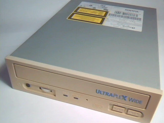 SCSI CDROM Plextor UltraPlex Wide PX-40TSi 68-pin READER