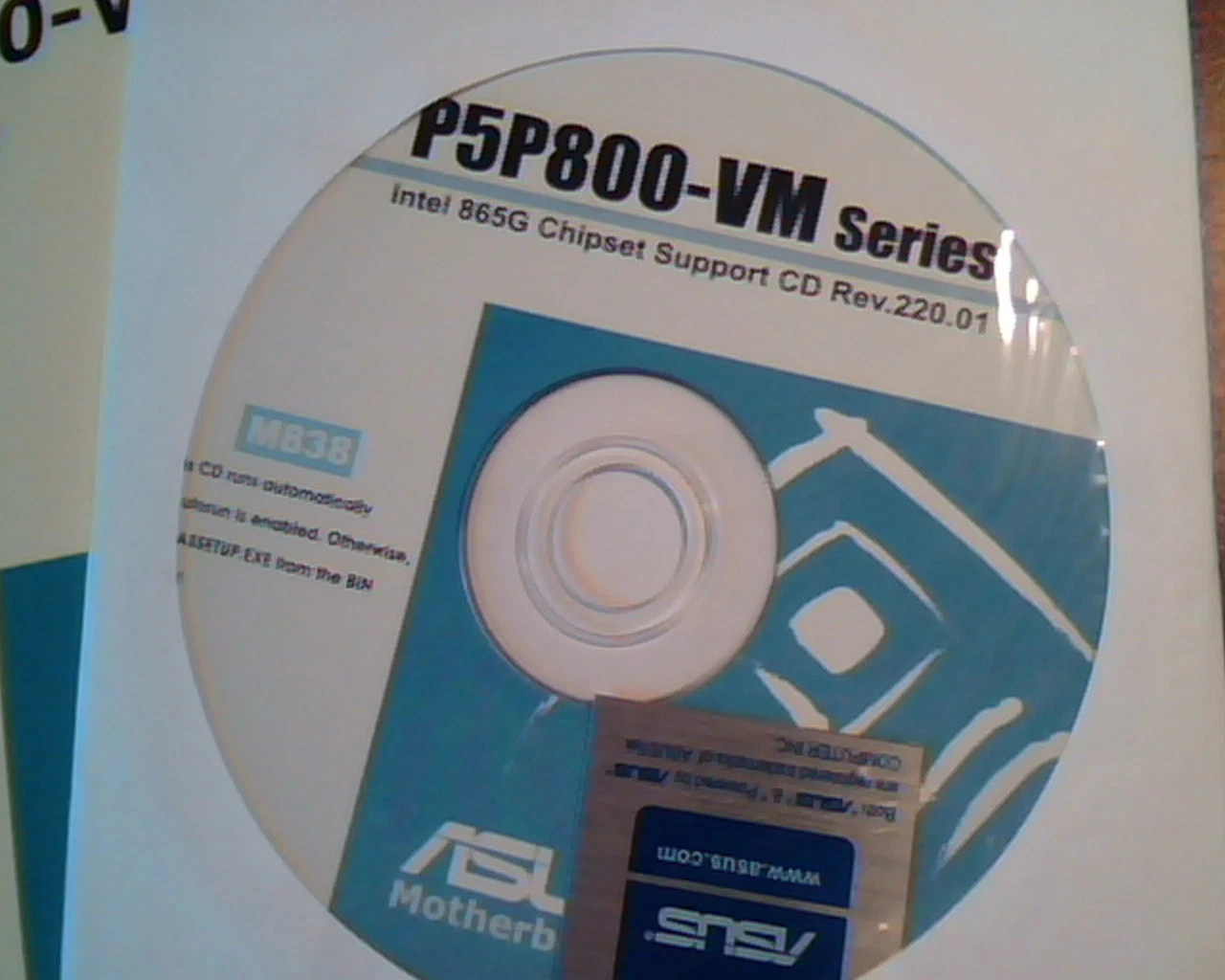 Asus P5P800-VM Motherboard - User's Guide Manual and CD and Sticker Intel 865G - image 2