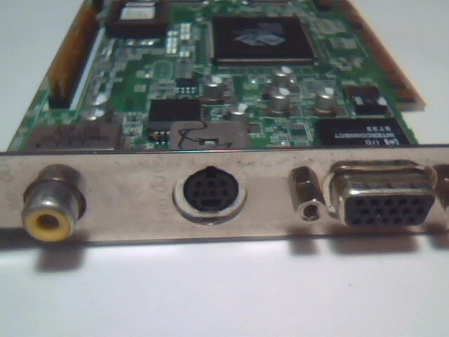 ATI 3D Rage II+DVD NTSC TV-OUT 4MB PCI Video Graphics Card 109-37900-10 Svideo - image 3