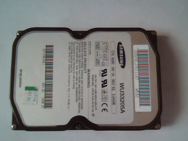 Hard Drive Samsung WU33205A IDE HDD J37J740102J