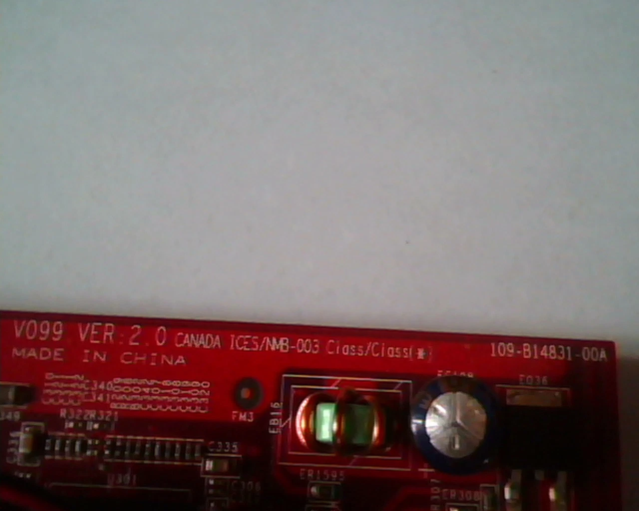 PCI-E video card V099 Ver 2.0 ATI Radeon 2600XT 109-B14831-00A Dual DVI 43C0261 - image 2