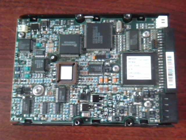 Hard Disk Drive Maxtor 7080AT 11P3 07P7 04P1 SXX A,B,A - image 4
