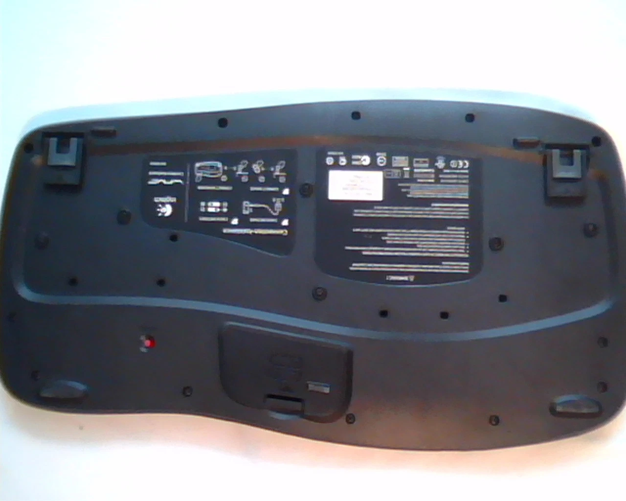 Logitech keyboard 820-000396 13734-001 A MC735CZ Y-RCP140 - nice condition - image 5