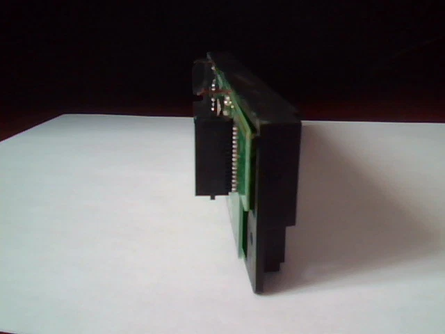 Tandberg Overland Data SCSI Library SLR100 Front Panel - image 3