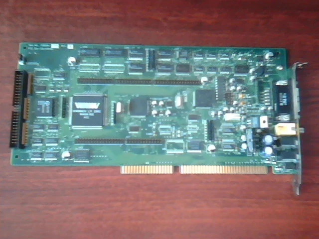 MultiMedia Video Capture Board ISA Winnov WAVIA R1O SCSI 220504 DZLVCB-01