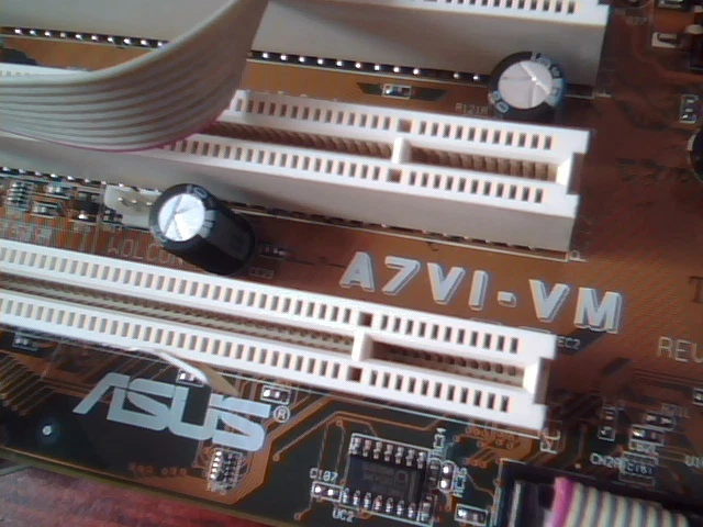 Motherboard Athlon Socket 462 ASUS A7VI-VM Rev 1.05 - image 2
