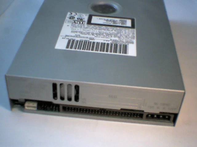 CD Drive 50-pin SCSI CW-7503-B 20X Read 8X Write CD-R Panasonic Matsushita - image 3
