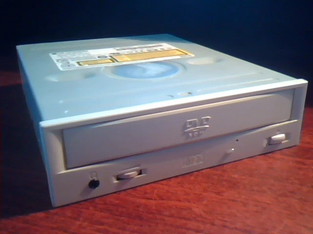 LG DVD ROM Disc Drive GDR-8161B 0100 January 2003 GH