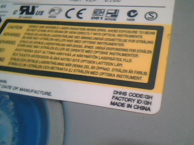 LG DVD ROM Disc Drive GDR-8161B 0100 January 2003 GH - image 4