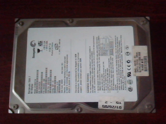 Hard Drive IDE Seagate Barracuda ST380011A 9W2003-006 100316764 D8P-01 80GB