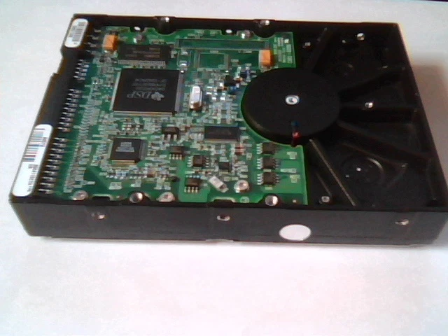 Hard Disk Drive IDE IBM Maxtor 5T030H3 33A 04A 06P5247 19K1567 - image 4