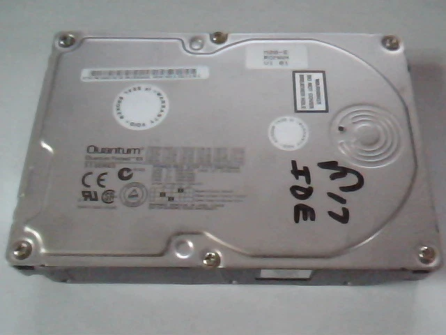 Hard Disk Drive IDE Quantum Fireball EX 45002152 EX32A012 3.2AT 01-C