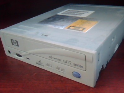 Hewlett Packard HP CD Drive Writer R/RW LTR-12101B C9631-56000 cd12 series