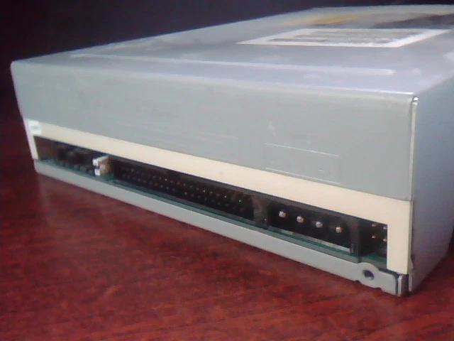 Hewlett Packard HP CD Drive Writer R/RW LTR-12101B C9631-56000 cd12 series - image 5