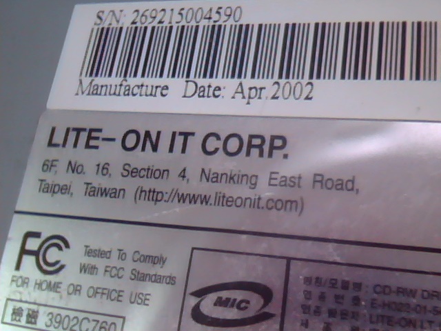 LITE-ON IT Corp. CD-RW CD Drive LTR-32123S April 2002 32x12x40x - image 3