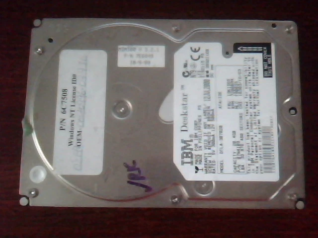Hard Disk Drive IDE IBM Deskstar DTLA-307020 07N4109 19K1565 - image 2